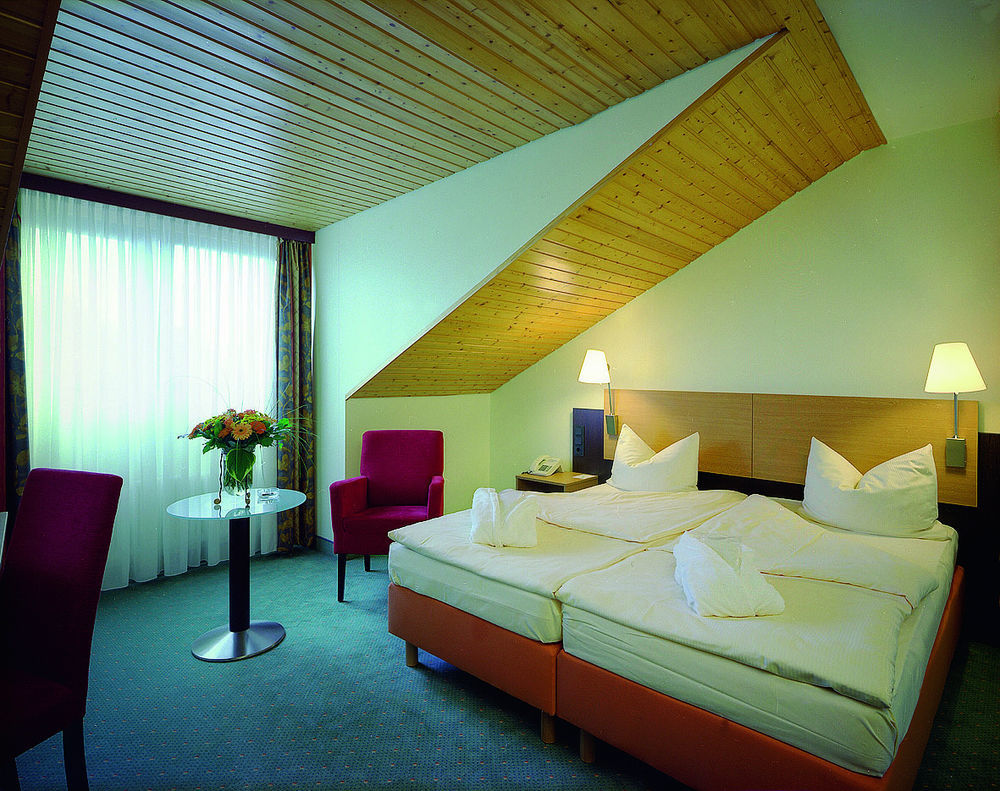 Parkhotel Frankfurt-Rödermark Rodgau Exterior foto