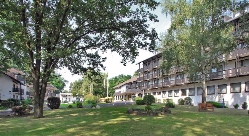 Parkhotel Frankfurt-Rödermark Rodgau Exterior foto